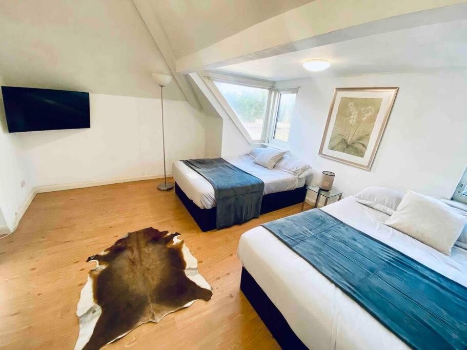 Penthouse Studio With 2 Double Beds & Smart Tv. Great London Location Apartment Exterior photo